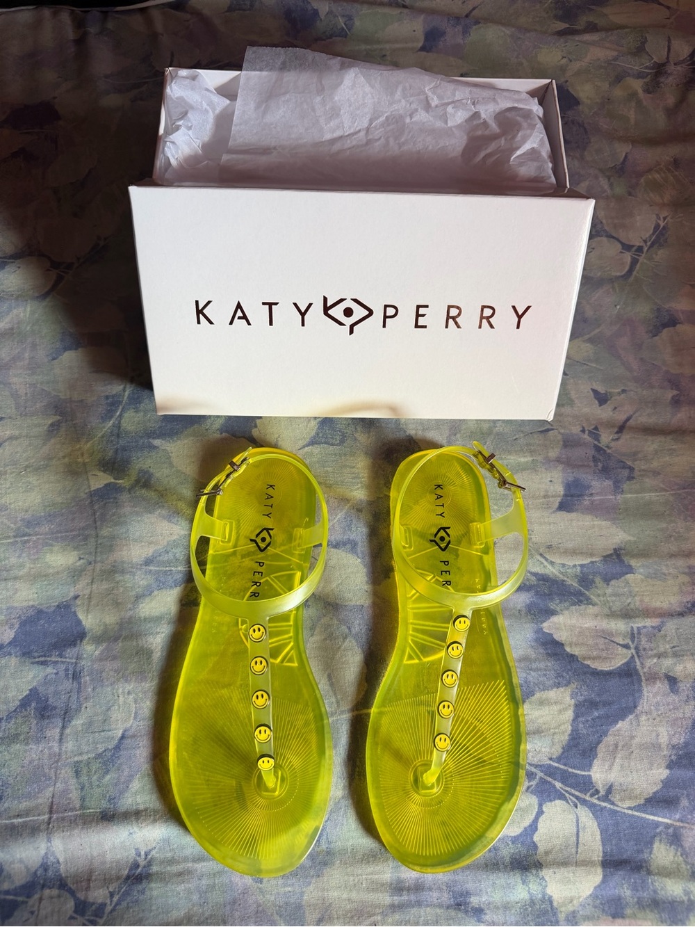 katy perry sandals